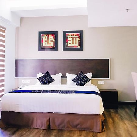 Greystone Midaris Hotel Куала-Лумпур Экстерьер фото