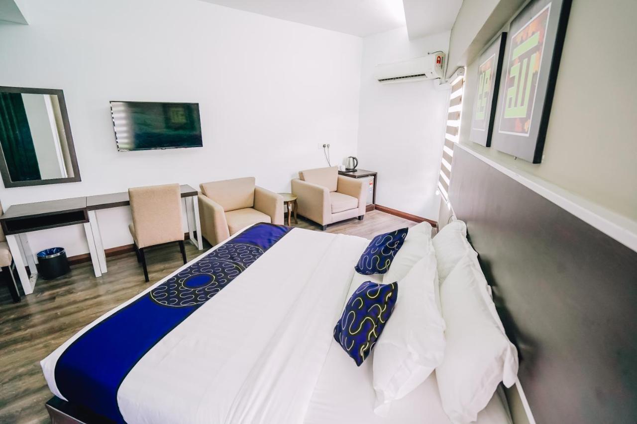 Greystone Midaris Hotel Куала-Лумпур Экстерьер фото